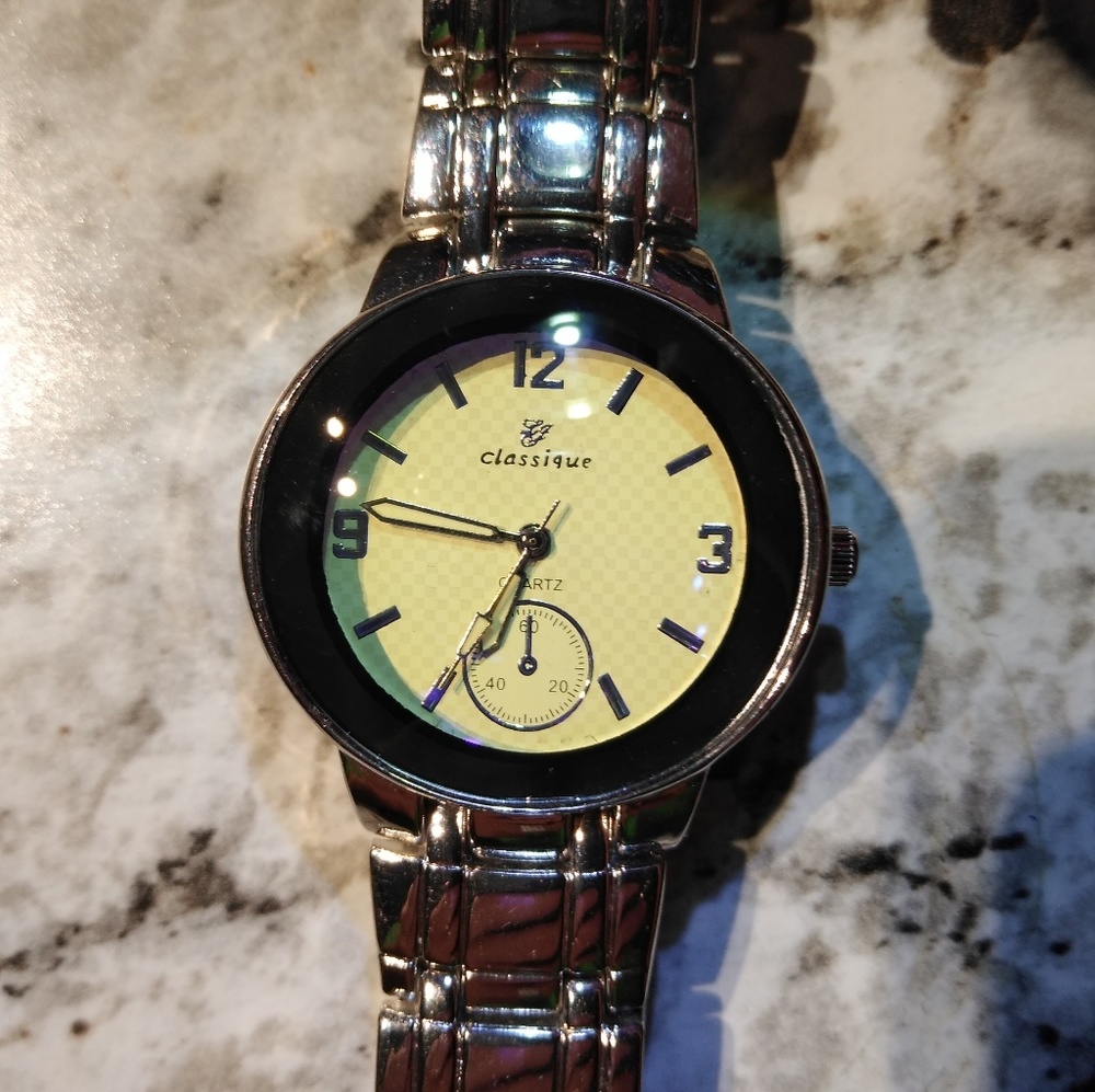 Classique Quartz Watch